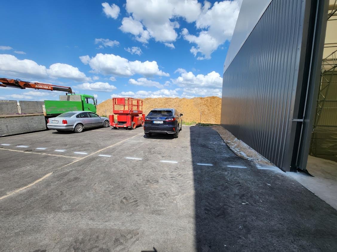 PARDUODAMAS SUKOMPLEKTUOTAS METALINIS ANGARAS – 12×30 m (360 m²). GALIMI IR KITŲ DYDŽIŲ ANGARAI